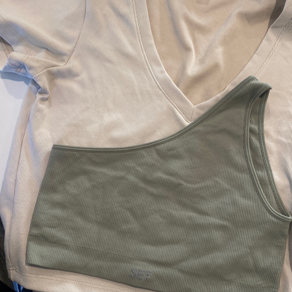 Beyond Yoga & Set Active Bundle